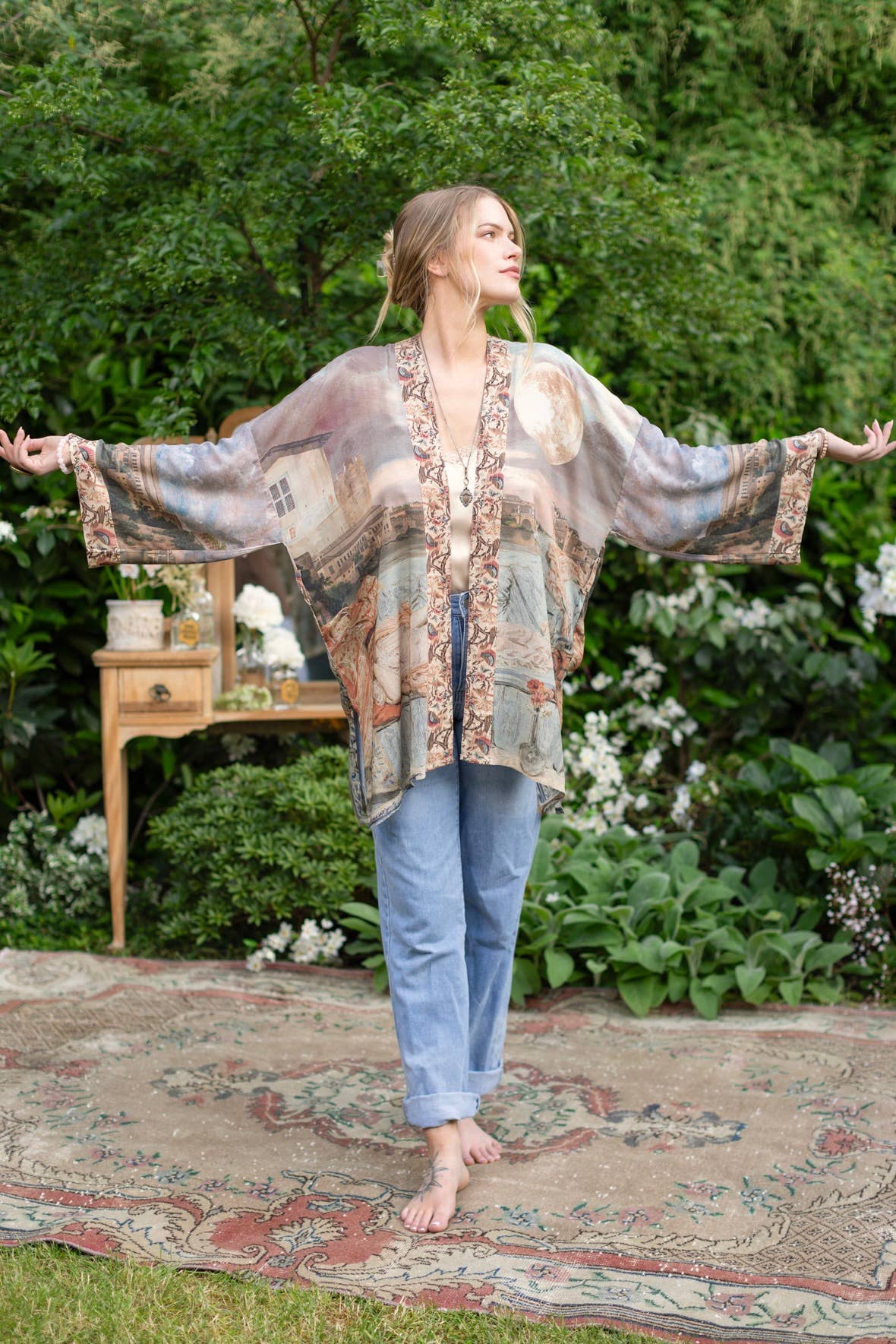 Imaginarium Matinée Duster Bamboo  Kimono w/ Moon mid-length
