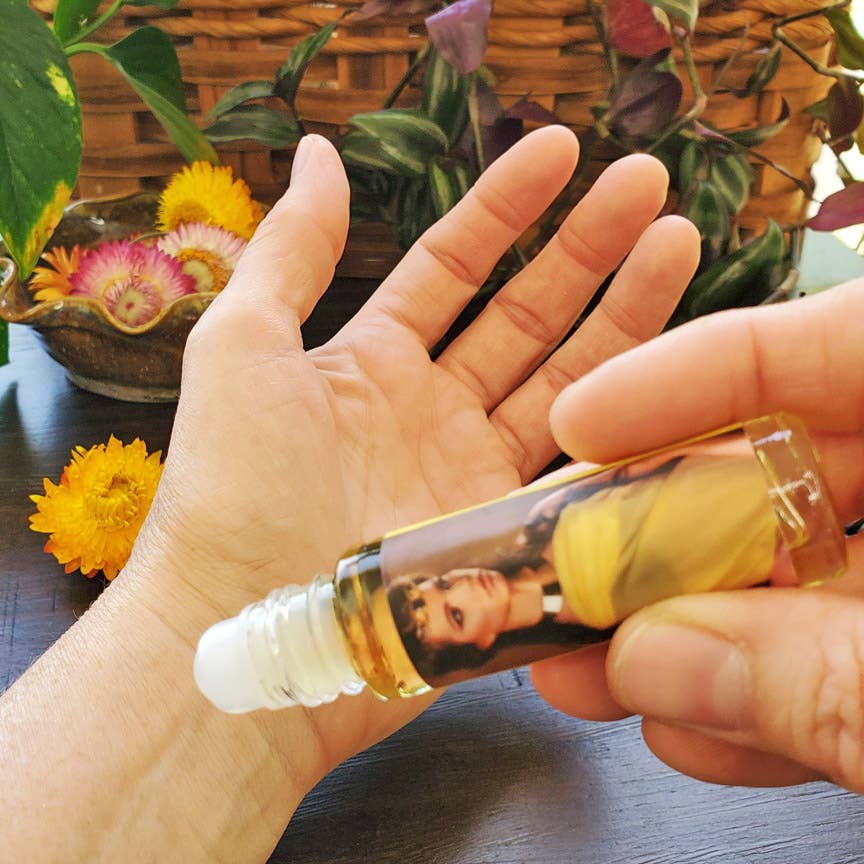 Egyptian Queen Perfume Oil by Shadow Scents