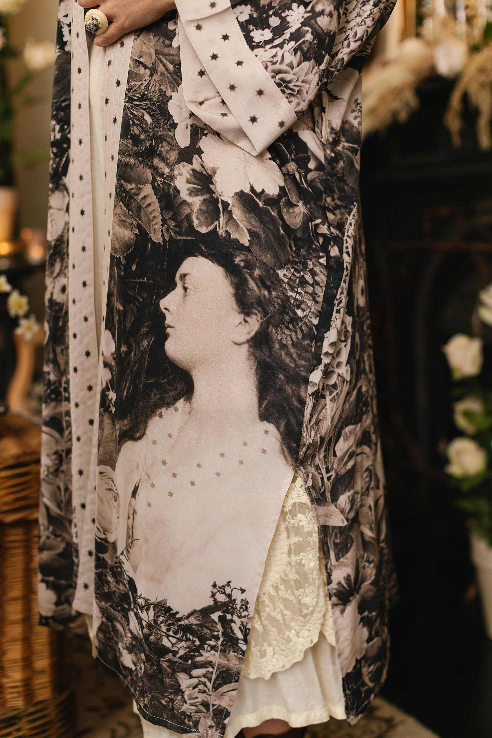 The Looking Glass Opera Duster Bamboo Kimono Robe w/ Alice